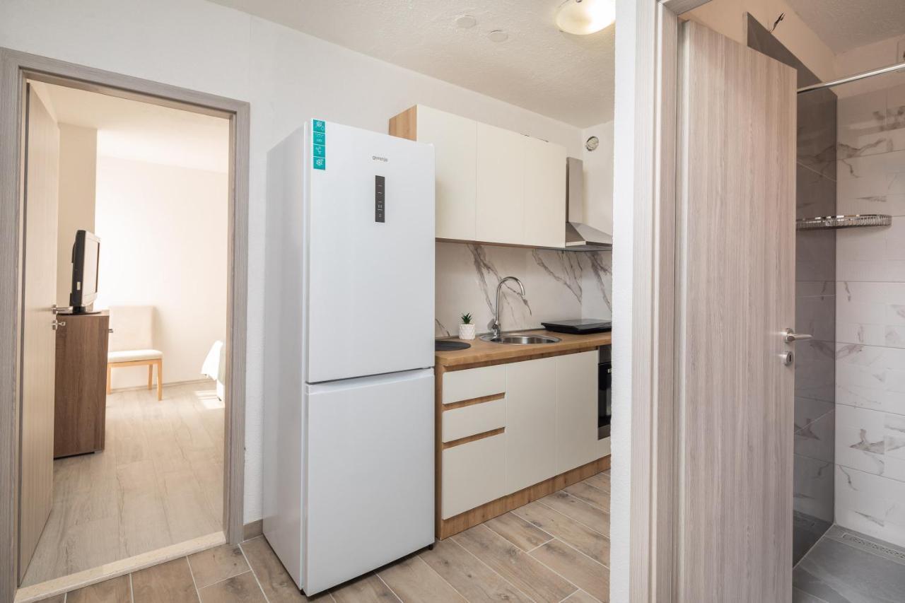 River Park Apartments โอมิช ภายนอก รูปภาพ
