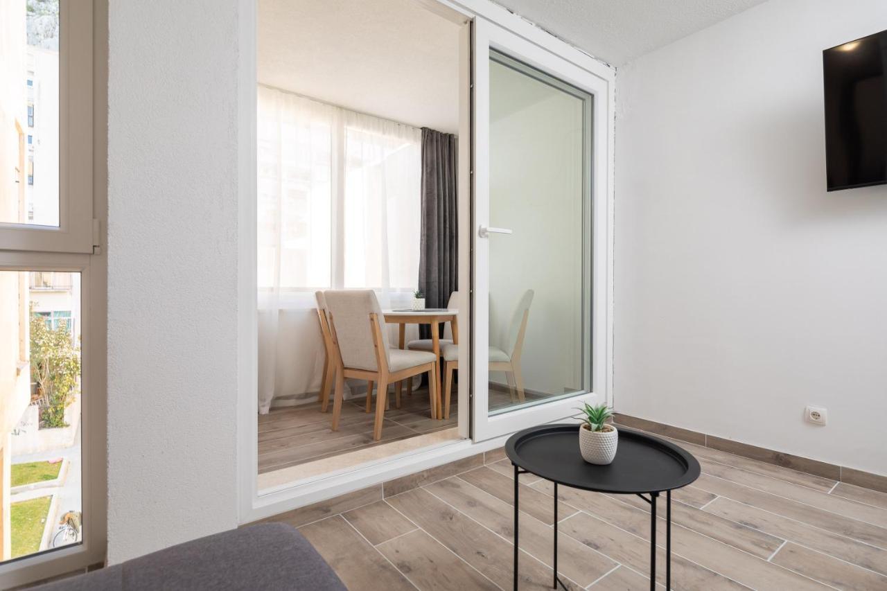 River Park Apartments โอมิช ภายนอก รูปภาพ